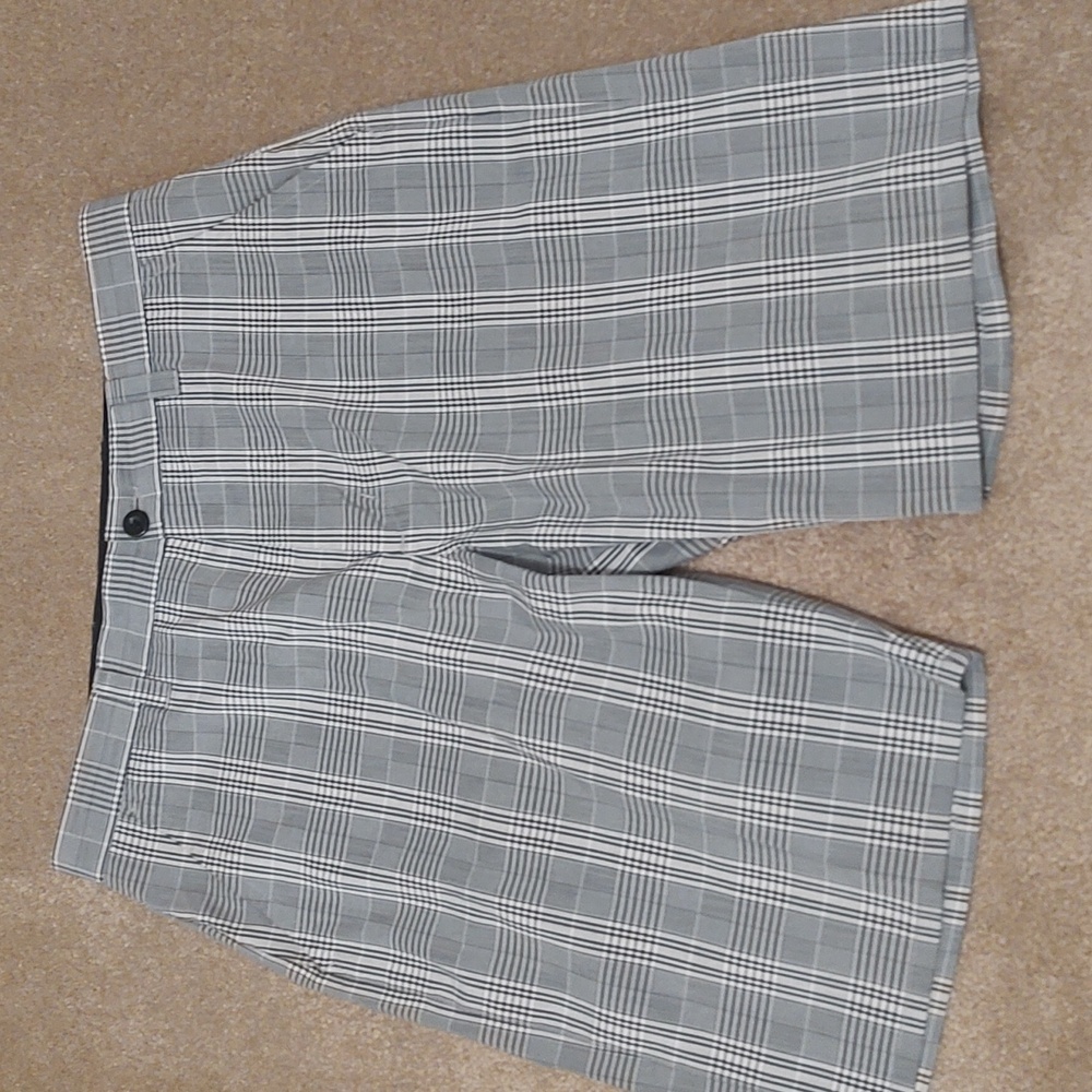 Men's Travis Mathew plaid golf shorts